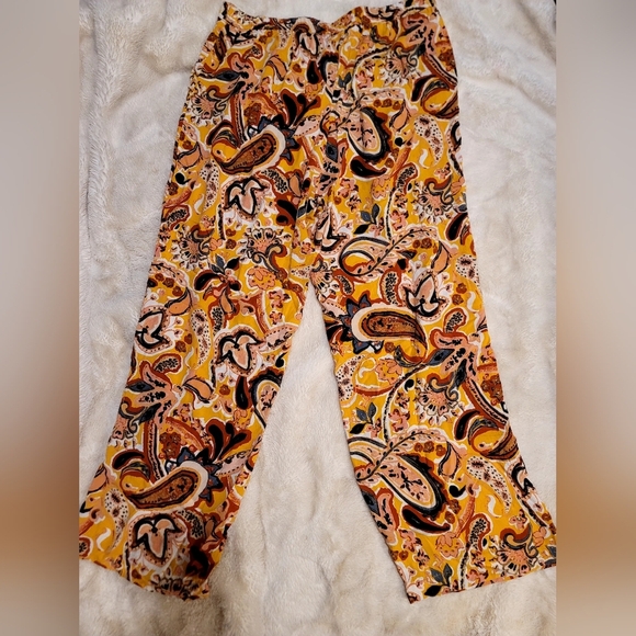 Jules & Leopold Comfy Flowy Paisley Floral Pants - Picture 10 of 11